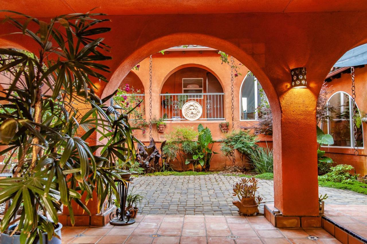 Posada Mariana Bed And Breakfast Catheys Valley Exterior photo
