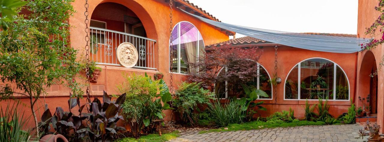 Posada Mariana Bed And Breakfast Catheys Valley Exterior photo